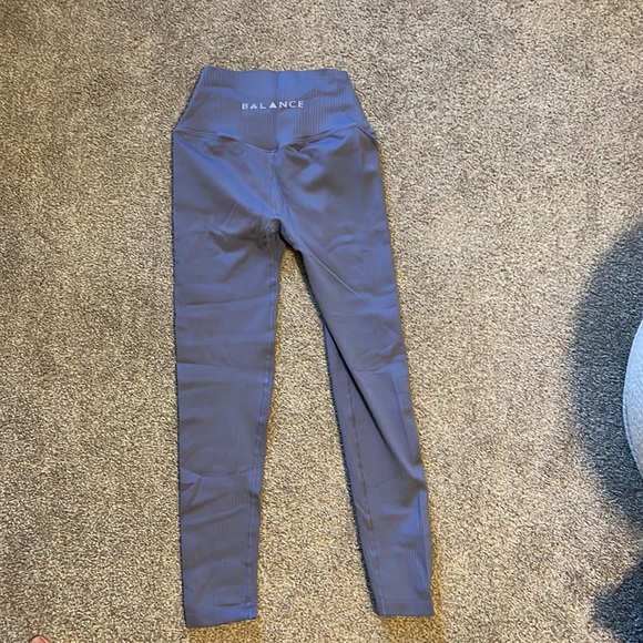 Only worn 2x Balance Athletica / Vitality Harmony Leggings Size XS/S Like New - Picture 8 of 9